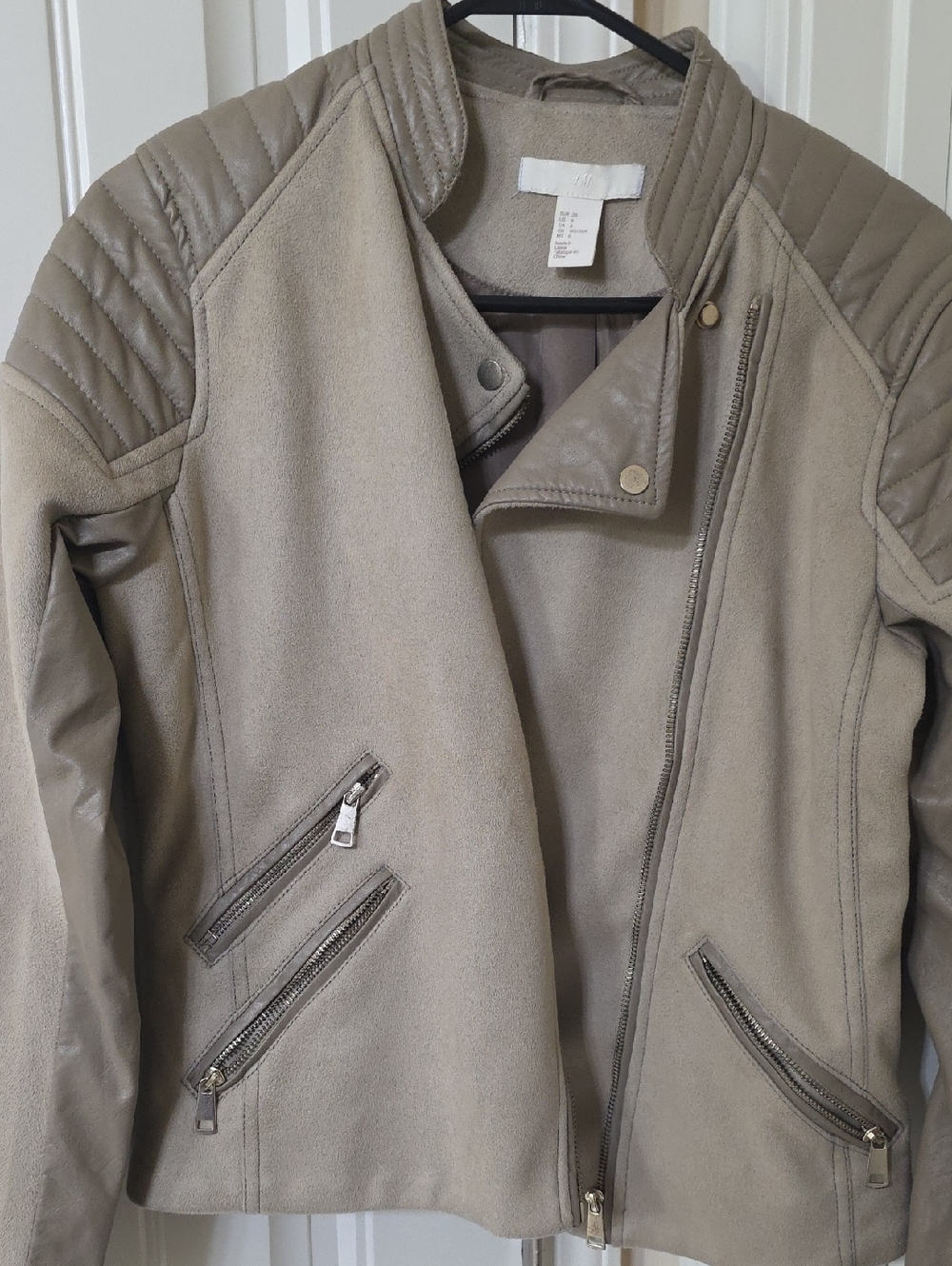 H&M Light Beige Moto Jacket with Quilted Shoulders - Picture 3 of 4